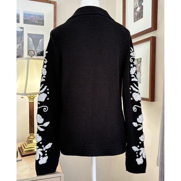 Vintage Moda International Women's Embroidered Cardigan Sweater Large Black Cozy - Picture 2 of 4